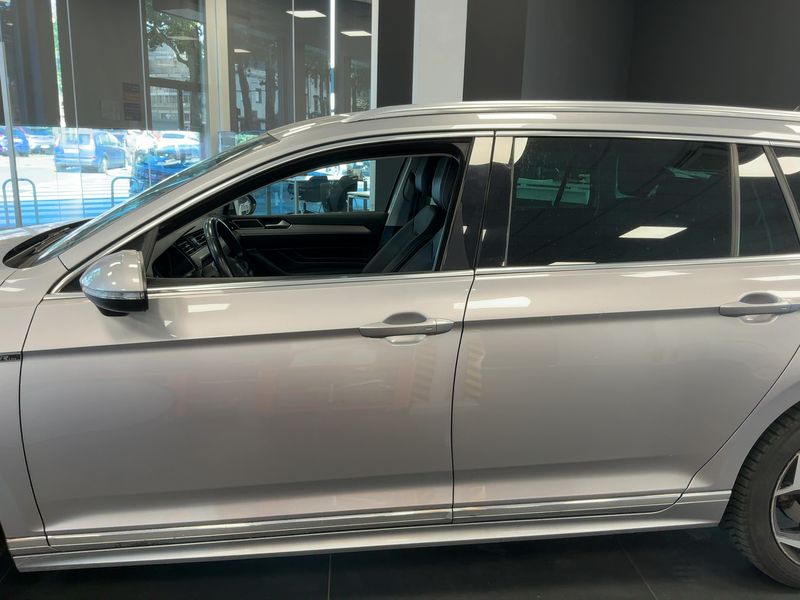Volkswagen Passat 2.0 TDI Executive 2020 – снимка 4