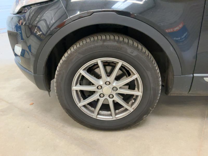 Land Rover Evoque 2.2 Td4 Pure 2014 – снимка 3