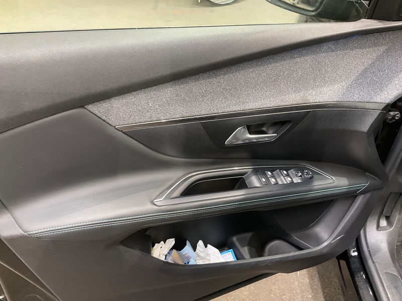 Peugeot 5008 1.5 Blue-HDi Allure Pack 2021 – снимка 27
