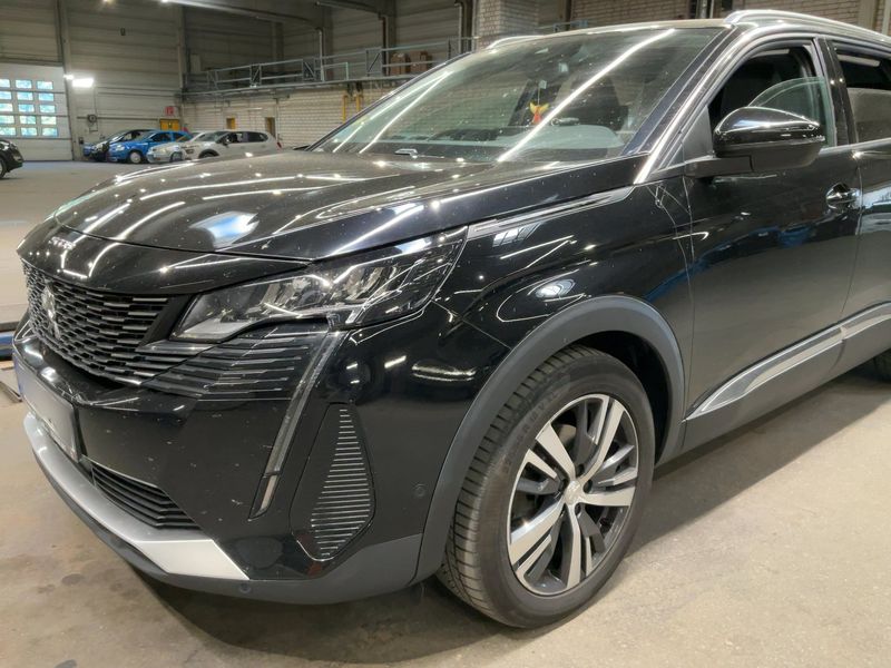 Peugeot 5008 1.5 Blue-HDi Allure Pack 2021 – снимка 2