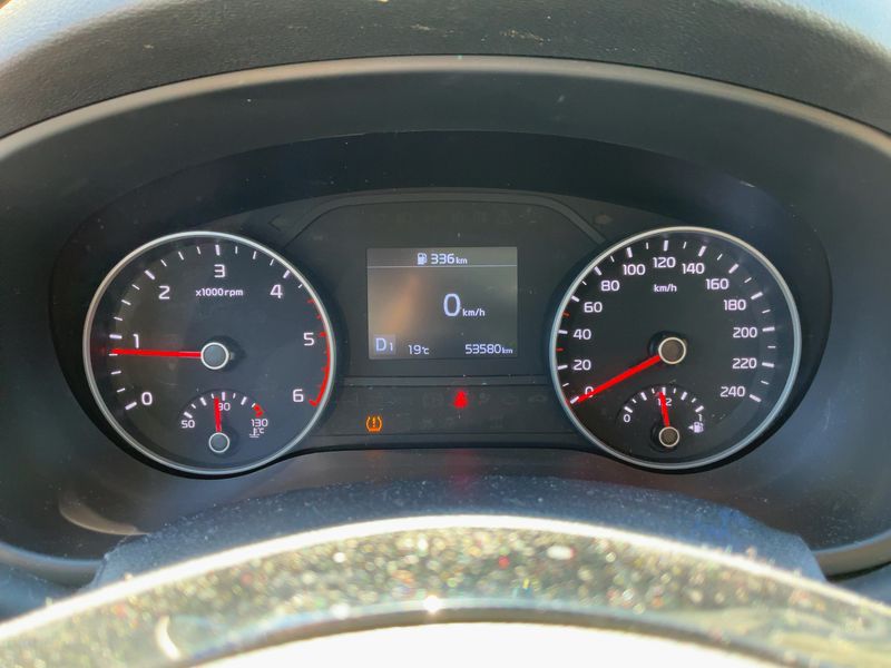 Kia Sportage 1.6 CRDi Mild-Hybrid Black Edition 4WD 2021 – снимка 19