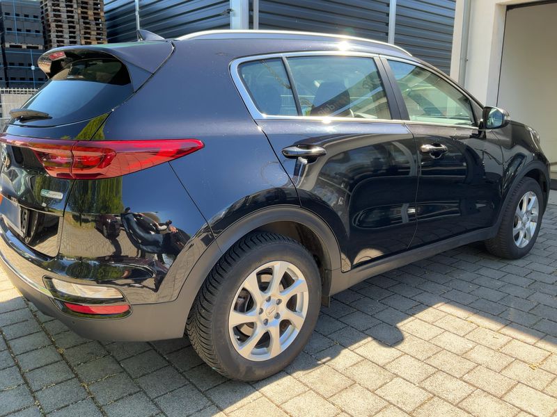 Kia Sportage 1.6 CRDi Mild-Hybrid Black Edition 4WD 2021 – снимка 8