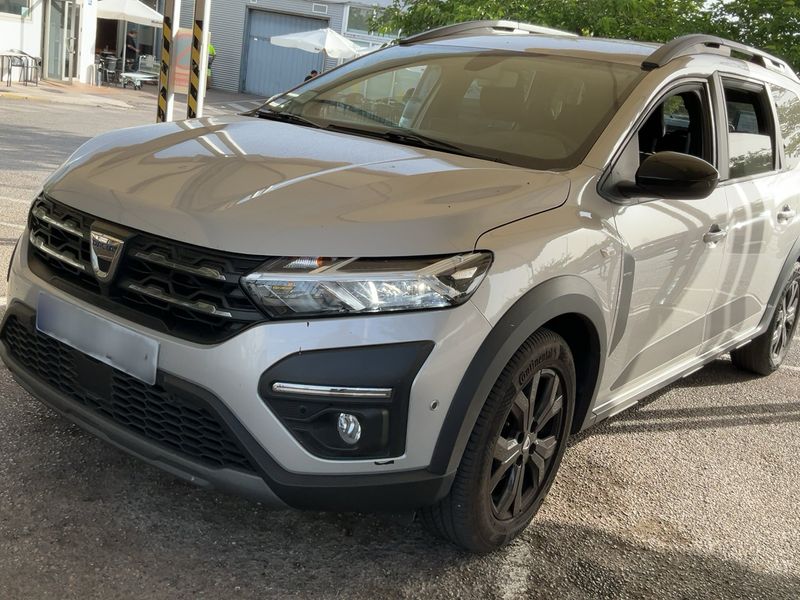 Dacia Jogger 1.0 TCe Extreme 2022 – снимка 2