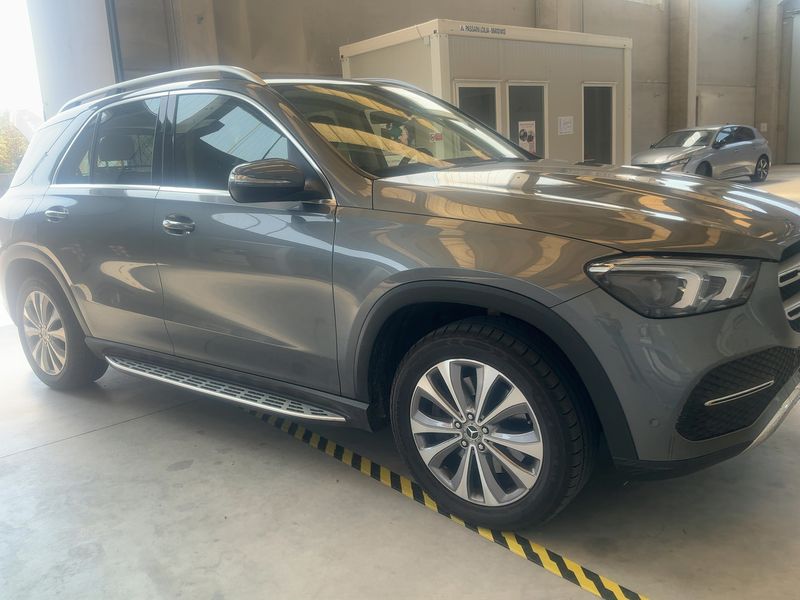 Mercedes-Benz GLE-Klasse GLE 300 d Mild-Hybrid 4Matic 2023 – снимка 12