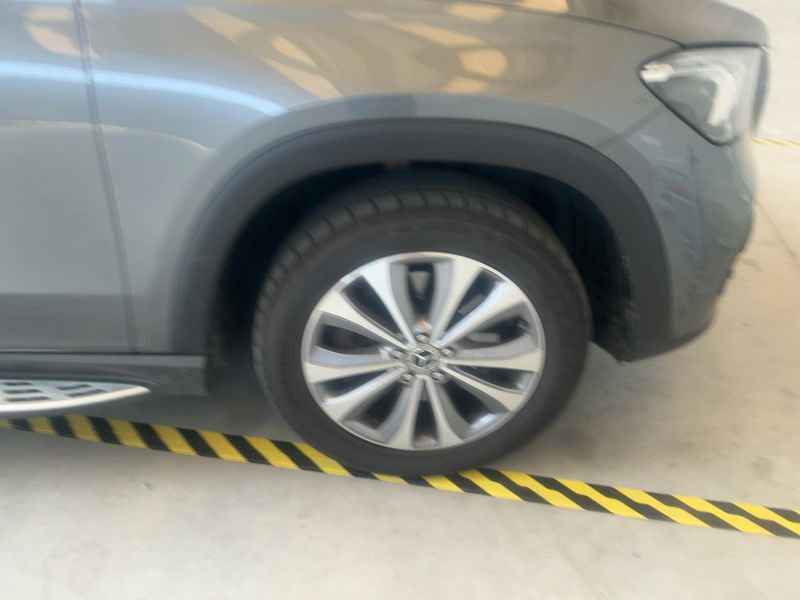 Mercedes-Benz GLE-Klasse GLE 300 d Mild-Hybrid 4Matic 2023 – снимка 11