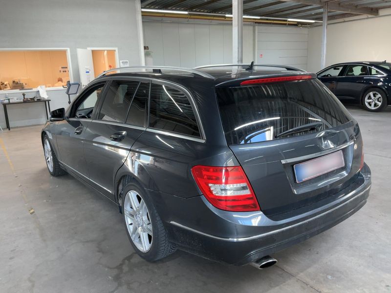Mercedes-Benz C-Klasse C 220 CDI T BlueEfficiency Avantgarde 2013 – снимка 6