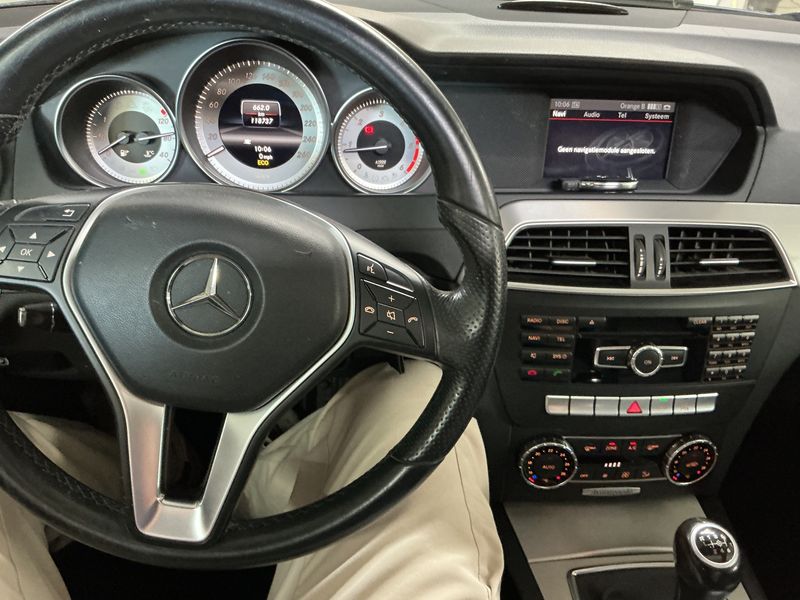 Mercedes-Benz C-Klasse C 220 CDI T BlueEfficiency Avantgarde 2013 – снимка 18
