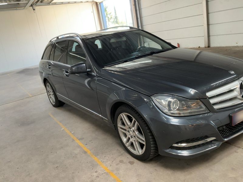 Mercedes-Benz C-Klasse C 220 CDI T BlueEfficiency Avantgarde 2013 – снимка 12