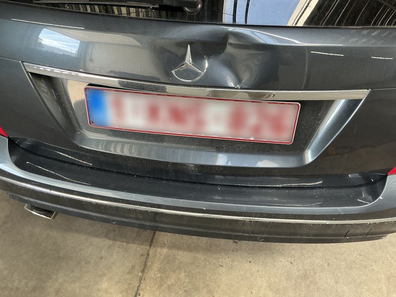 Mercedes-Benz C-Klasse C 220 CDI T BlueEfficiency Avantgarde 2013 – снимка 30