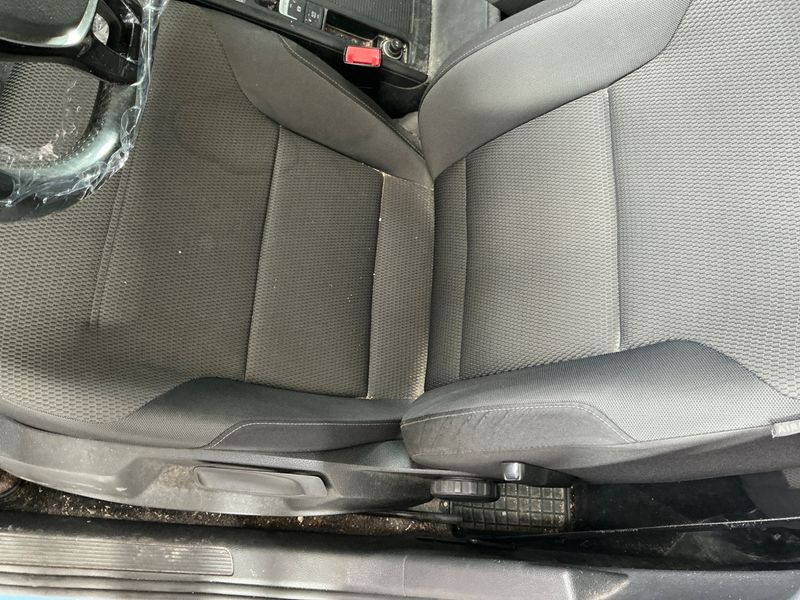 Volkswagen Golf VII 1.6 TDI Rabbit BlueMotion Tech 2016 – снимка 38