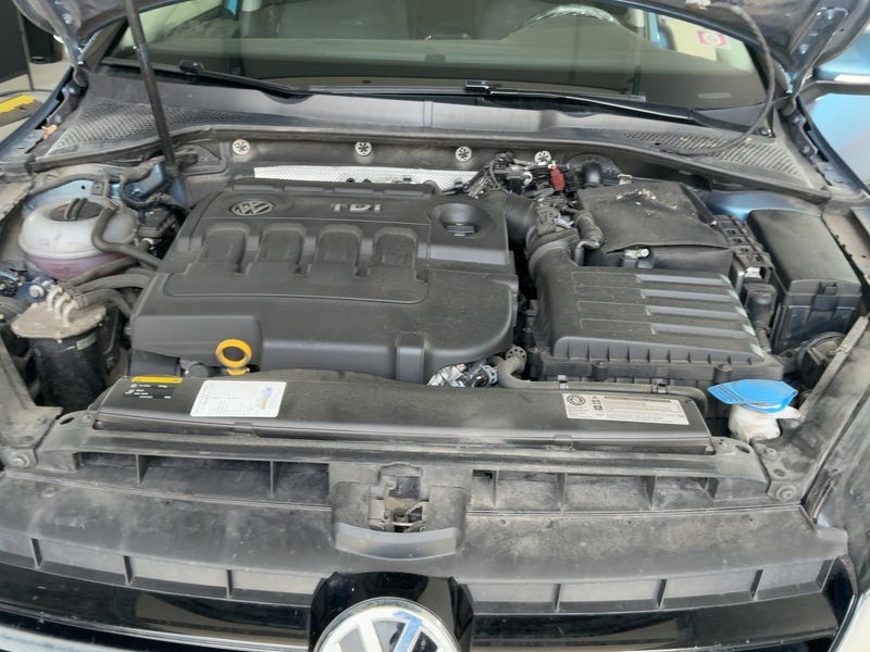 Volkswagen Golf VII 1.6 TDI Rabbit BlueMotion Tech 2016 – снимка 31