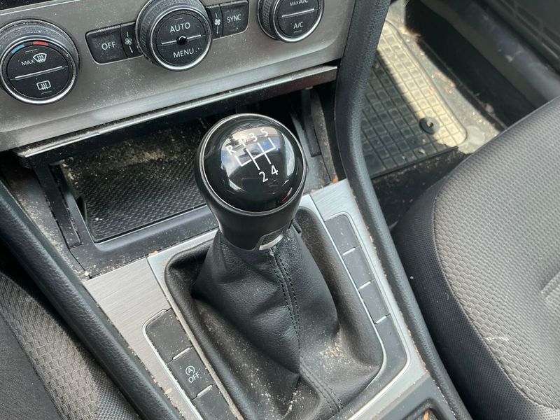 Volkswagen Golf VII 1.6 TDI Rabbit BlueMotion Tech 2016 – снимка 25
