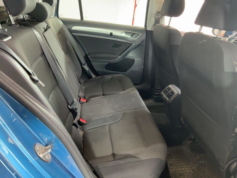 Volkswagen Golf VII 1.6 TDI Rabbit BlueMotion Tech 2016 – снимка 20