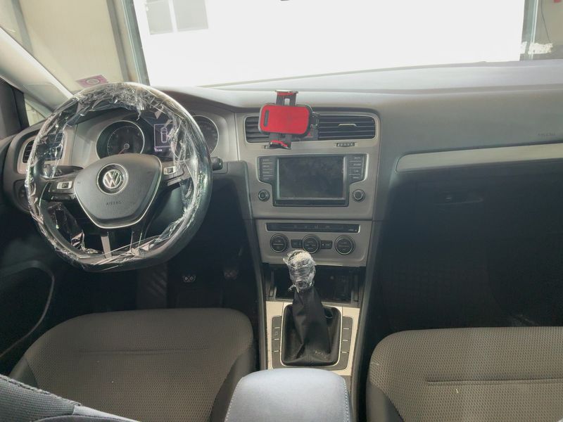 Volkswagen Golf VII 1.6 TDI Rabbit BlueMotion Tech 2016 – снимка 18