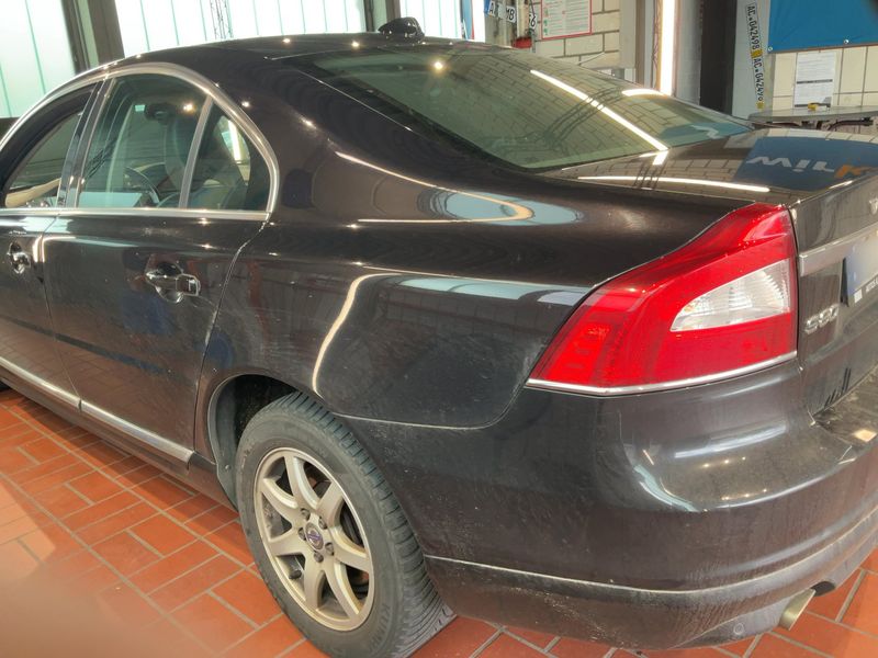 Volvo S80 2.0 D4 Momentum 2015 – снимка 6