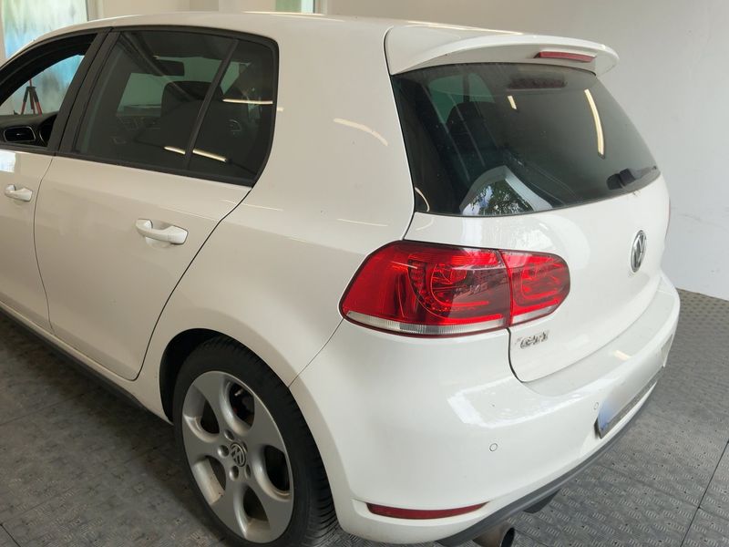 Volkswagen Golf VI 2.0 TSI GTI 2011 – снимка 6