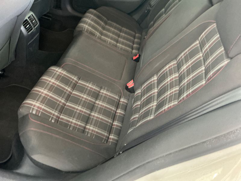 Volkswagen Golf VI 2.0 TSI GTI 2011 – снимка 29