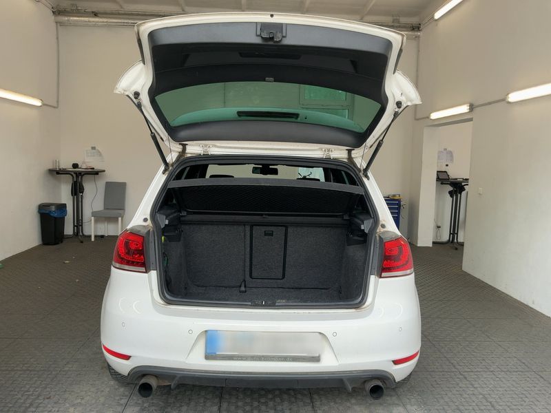 Volkswagen Golf VI 2.0 TSI GTI 2011 – снимка 15