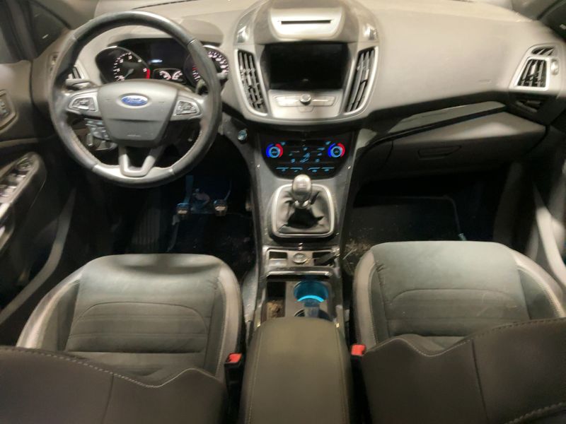 Ford Kuga 2.0 TDCi ST-Line 2019 – снимка 17