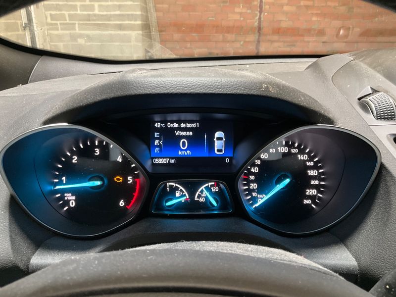 Ford Kuga 2.0 TDCi ST-Line 2019 – снимка 27