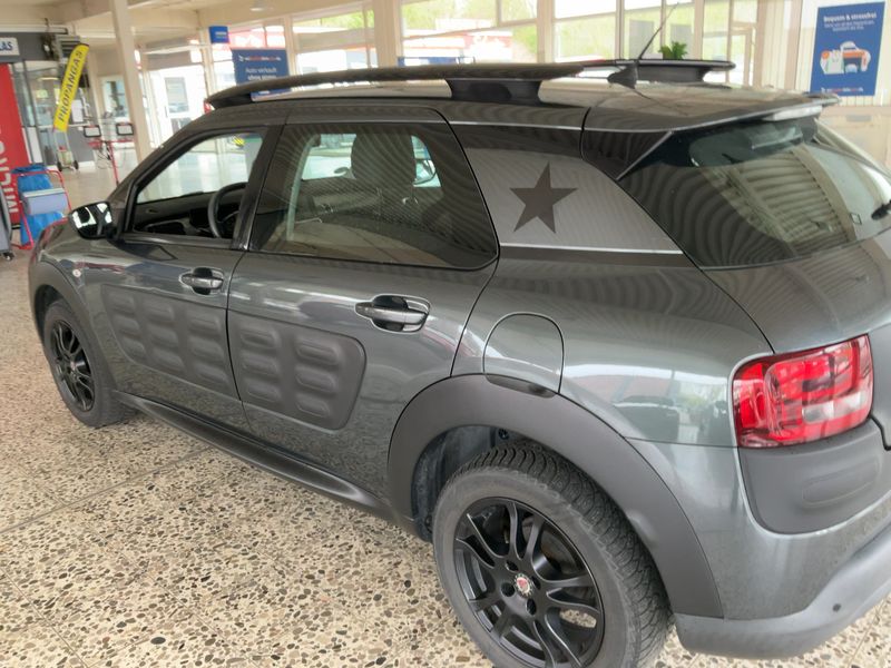 Citroen C4 Cactus 1.6 Blue-HDi Selection 2017 – снимка на щета 6