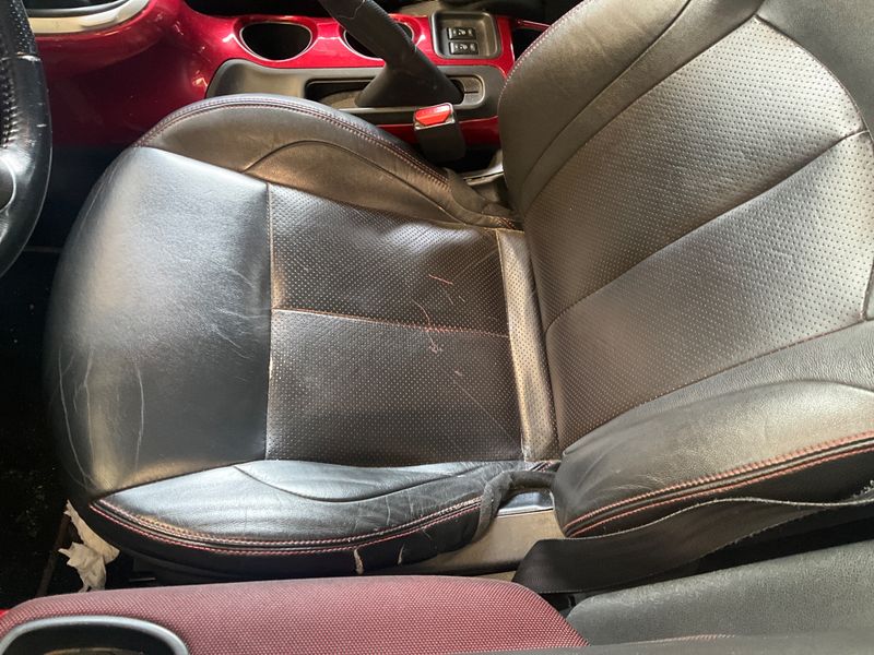 Nissan Juke 1.5 Turbodiesel Tekna 2011 – снимка 32