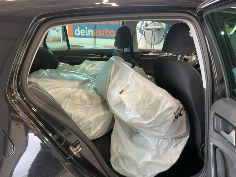 Volkswagen Golf VII 1.5 TSI ACT Highline BlueMotion Tech 2019 – снимка 20