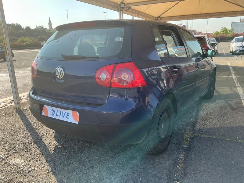Volkswagen Golf V 1.9 TDI Trendline 2004 – снимка 2