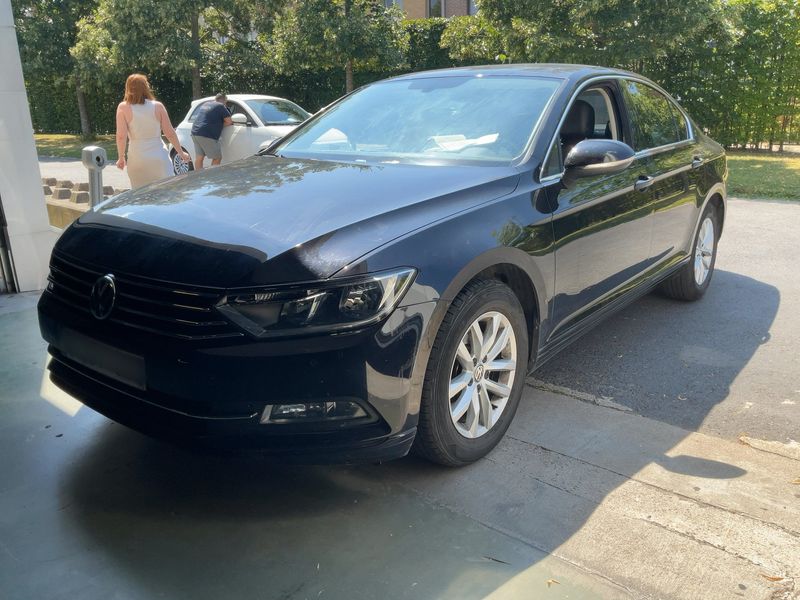 Volkswagen Passat 1.4 TSI ACT Comfortline BlueMotion Tech 2018 – снимка 2