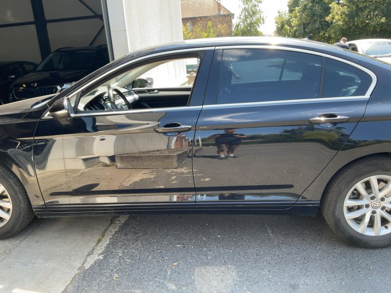 Volkswagen Passat 1.4 TSI ACT Comfortline BlueMotion Tech 2018 – снимка на щета