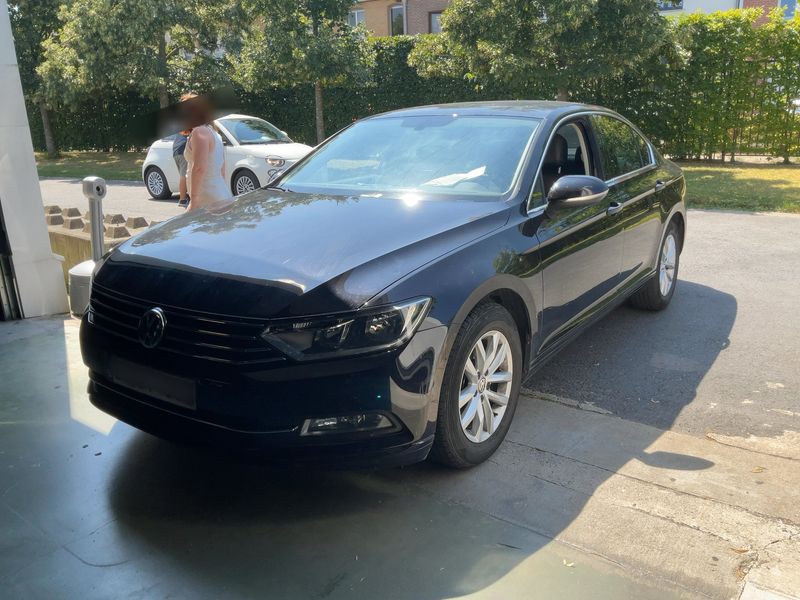 Volkswagen Passat 1.4 TSI ACT Comfortline BlueMotion Tech 2018 – снимка 1