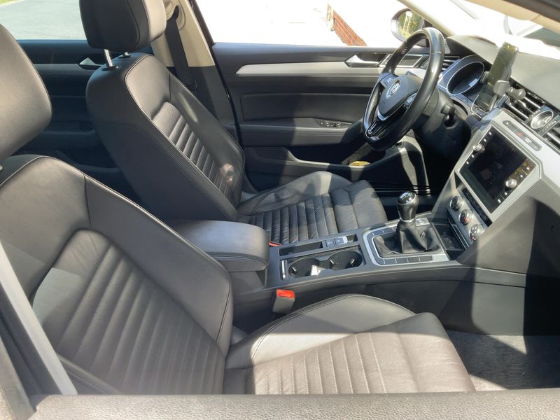 Volkswagen Passat 1.4 TSI ACT Comfortline BlueMotion Tech 2018 – снимка 11