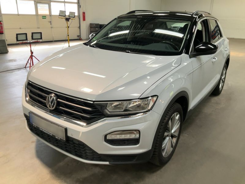 Volkswagen T-Roc 2.0 TDI Style 4Motion 2018 – снимка 1