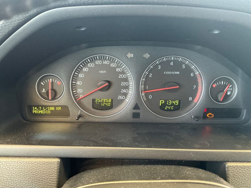 Volvo XC90 3.2 Momentum Geartronic 2008 – снимка 4