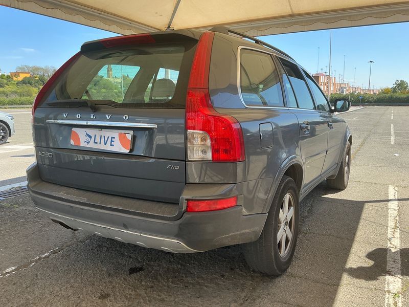 Volvo XC90 3.2 Momentum Geartronic 2008 – снимка 2