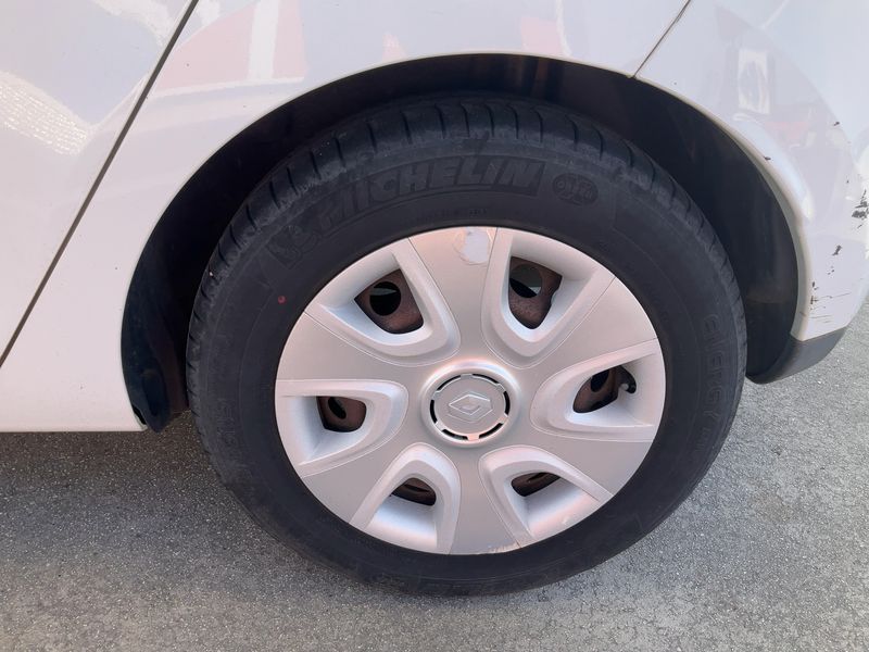 Renault Clio 1.5 dCi Business 2014 – снимка 5
