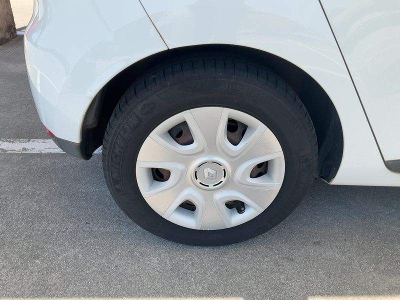 Renault Clio 1.5 dCi Business 2014 – снимка 9