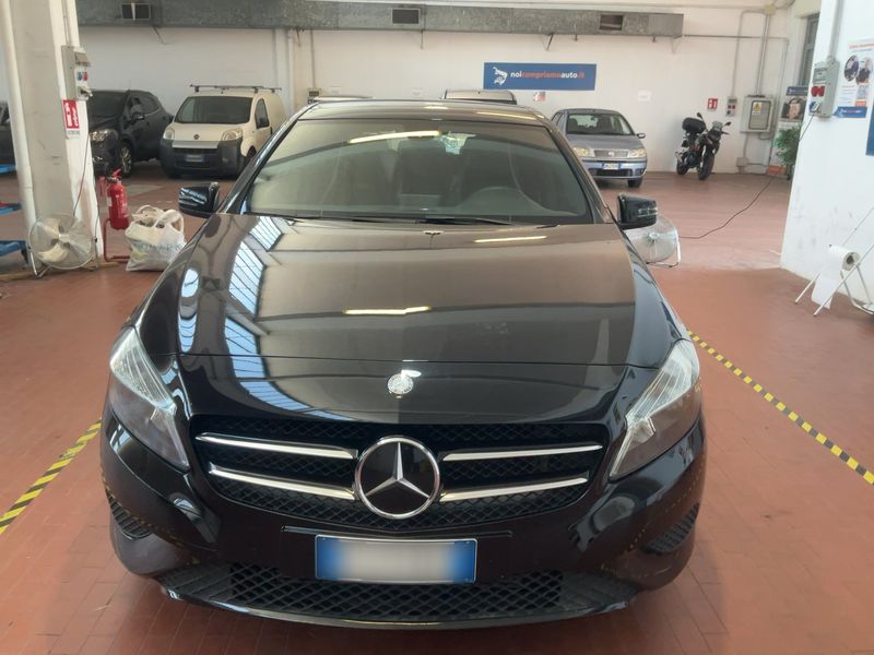 Mercedes-Benz A-Klasse A 180 BlueEfficiency Style 2014 – снимка 14