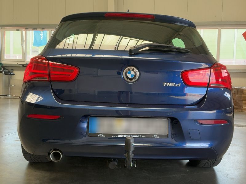 BMW 1er 116d Advantage 2018 – снимка 7