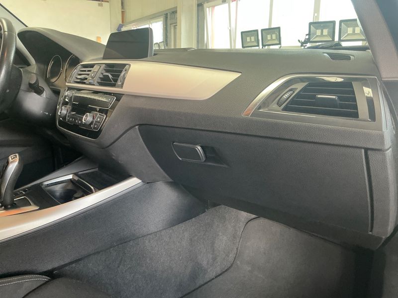 BMW 1er 116d Advantage 2018 – снимка 22
