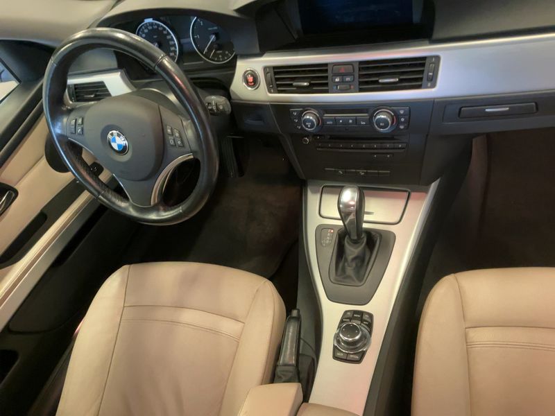 BMW 3er 320d xDrive Sport Design 2010 – снимка 12