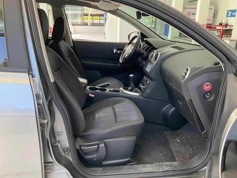Nissan Qashqai+2 2.0 dCi Acenta 2011 – снимка 3