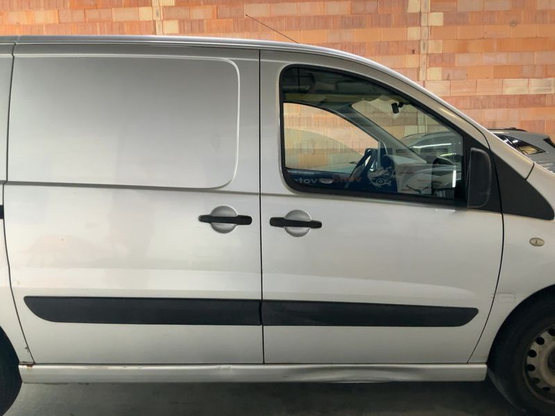 Peugeot Expert 2.0 HDi Expert Fourgon L1H1 Pack CD Clim 2009 – снимка 10
