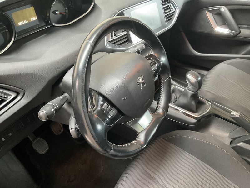 Peugeot 308 1.2 e-THP Active 2016 – снимка 28