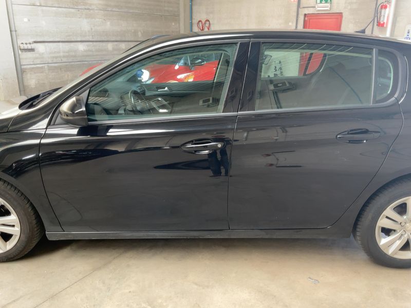 Peugeot 308 1.2 e-THP Active 2016 – снимка 4