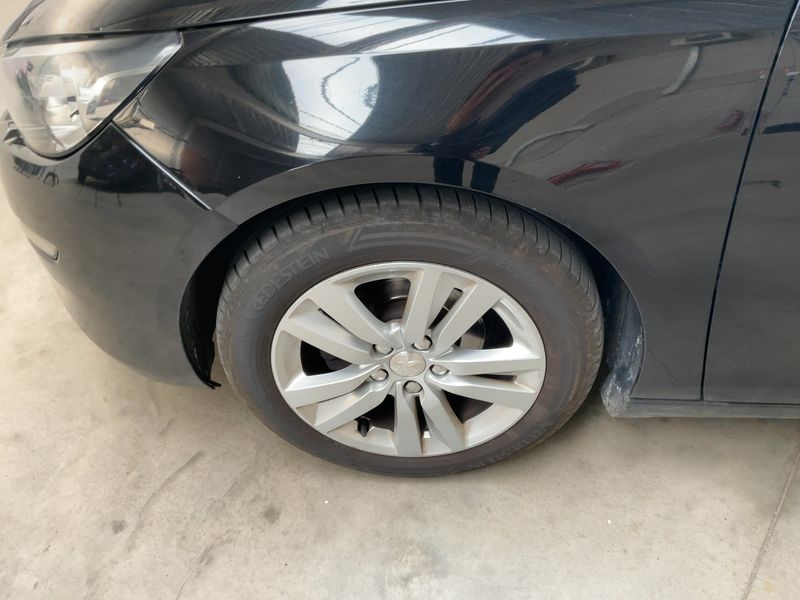 Peugeot 308 1.2 e-THP Active 2016 – снимка 3