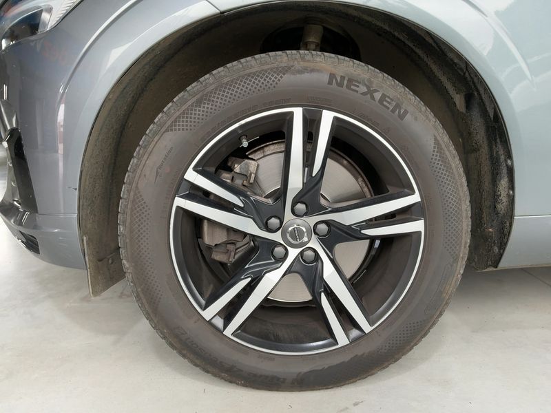 Volvo XC60 2.0 D4 R Design AWD 2018 – снимка 3