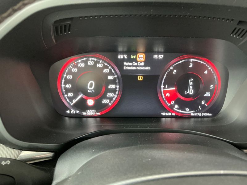 Volvo XC60 2.0 D4 R Design AWD 2018 – снимка 18