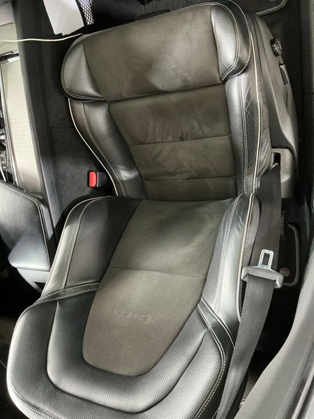 Volvo XC60 2.0 D4 R Design AWD 2018 – снимка 24