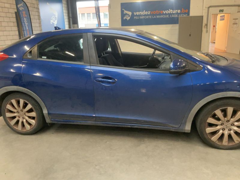 Honda Civic 1.4 Executive 2012 – снимка 10
